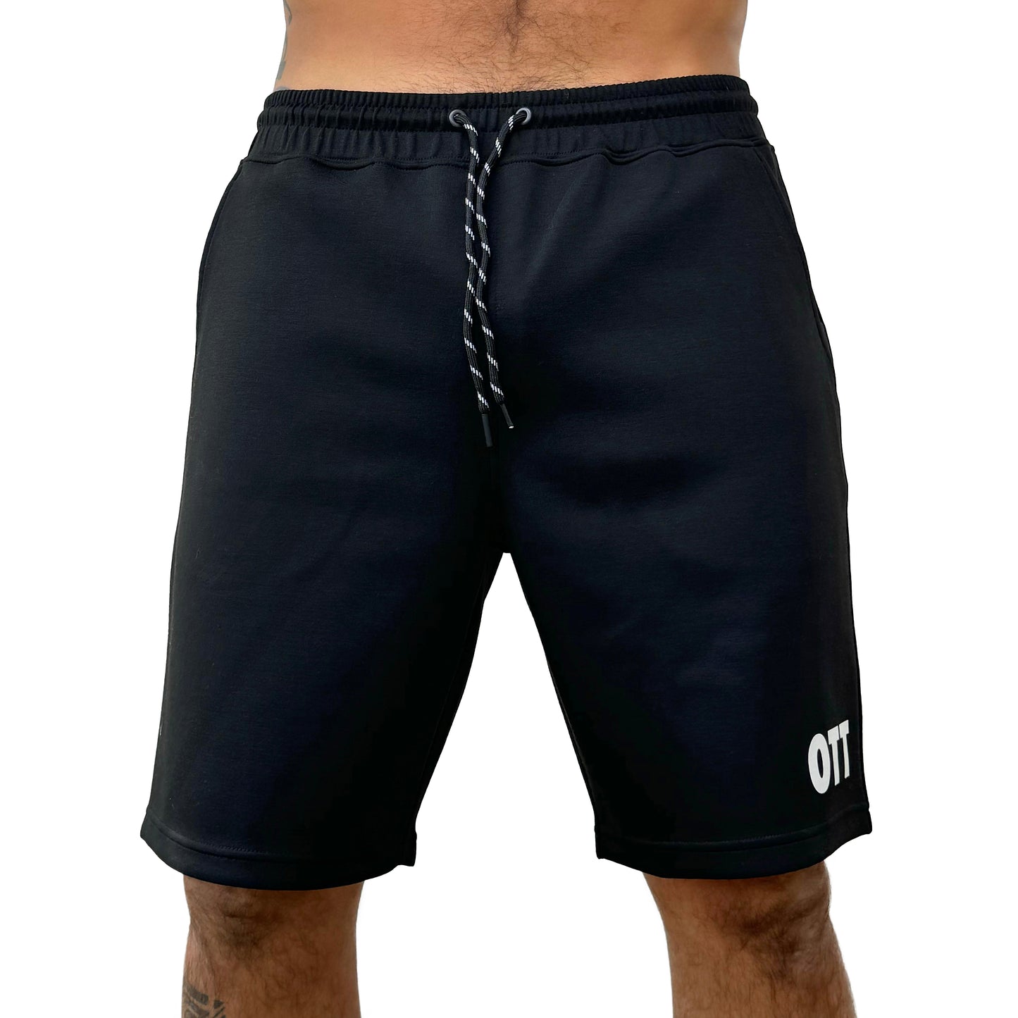 The OTT Shorts Black